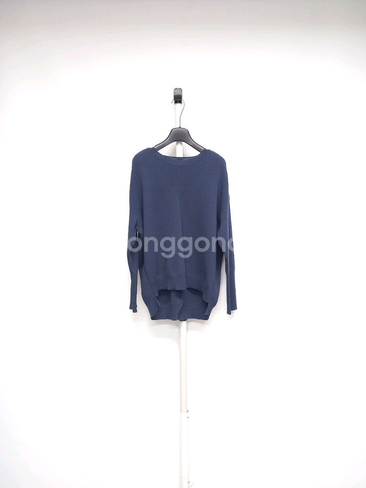 써스데이아일랜드 춘추 루즈가오리핏 니트블라우스 55.6--0