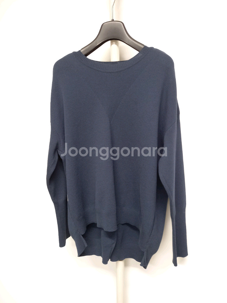 써스데이아일랜드 춘추 루즈가오리핏 니트블라우스 55.6--2