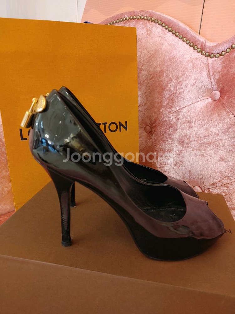 정품- 루이비통 패드락 구두--6