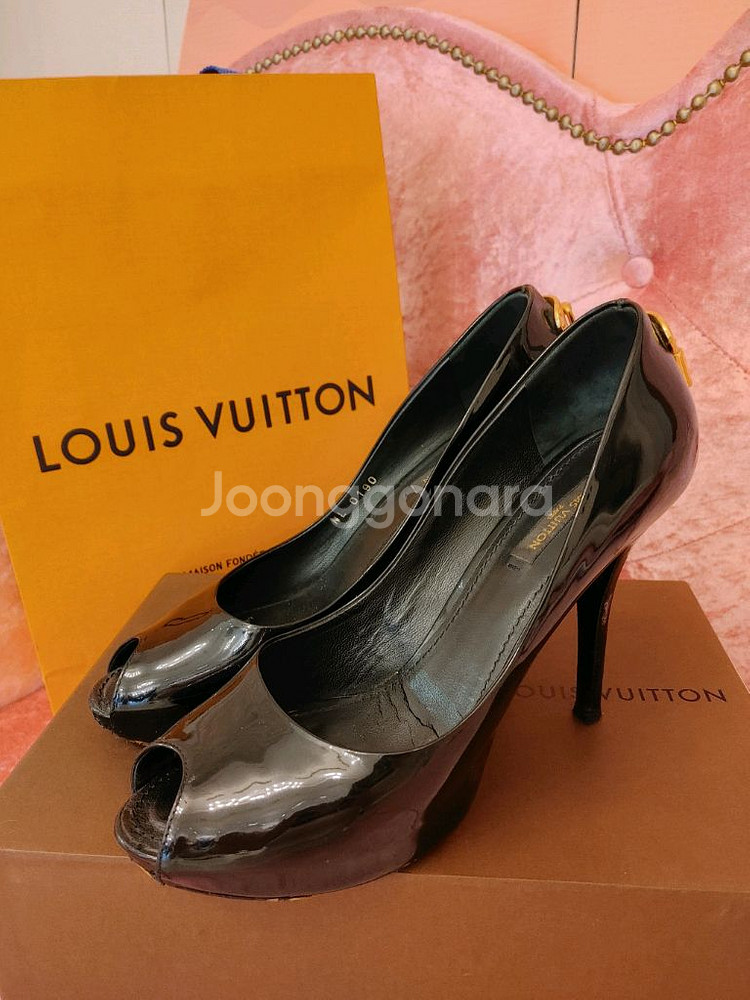 정품- 루이비통 패드락 구두--3
