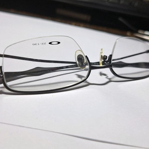 오클리 Sculpt 4.1 빈티지 명품안경 반무테