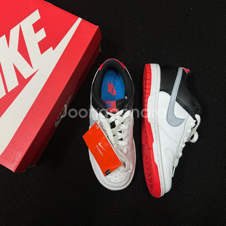 새제품 (GS) 나이키 덩크 로우 스파이더맨 225--0