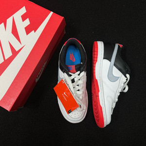 새제품 (GS) 나이키 덩크 로우 스파이더맨 225