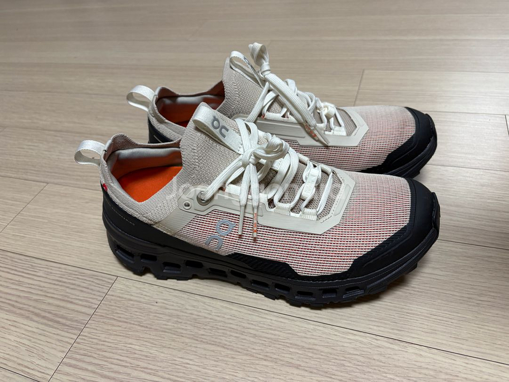 온 러닝 클라우드울트라 2 샌드 블랙 255--1