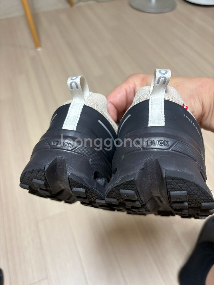 온 러닝 클라우드울트라 2 샌드 블랙 255--5