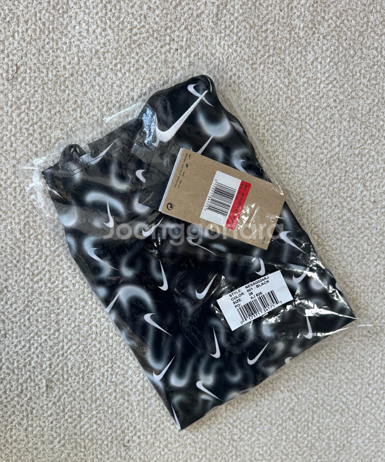 나이키 오버랩행거 + 스우시 다이브 블랙 컷아웃 28--0