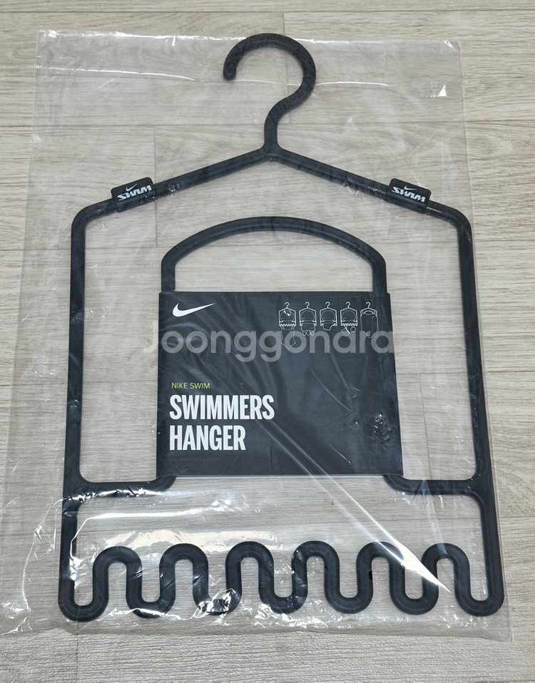 나이키 오버랩행거 + 스우시 다이브 블랙 컷아웃 28--2