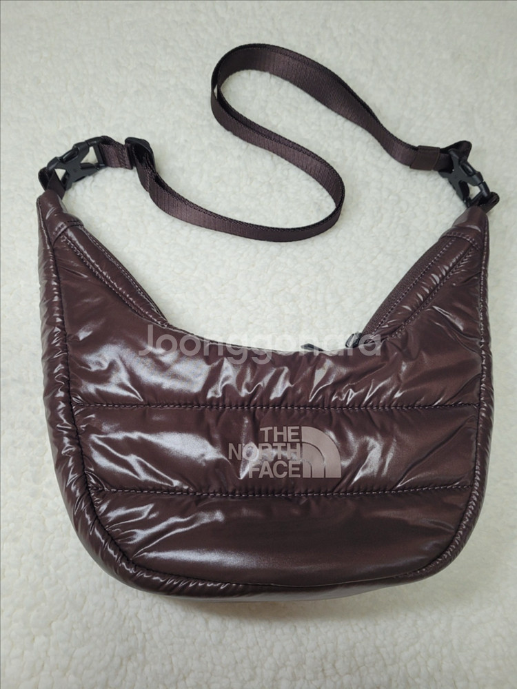 노스페이스 화이트라벨 뉴 호보백 미니 다크브라운 팝니다--0