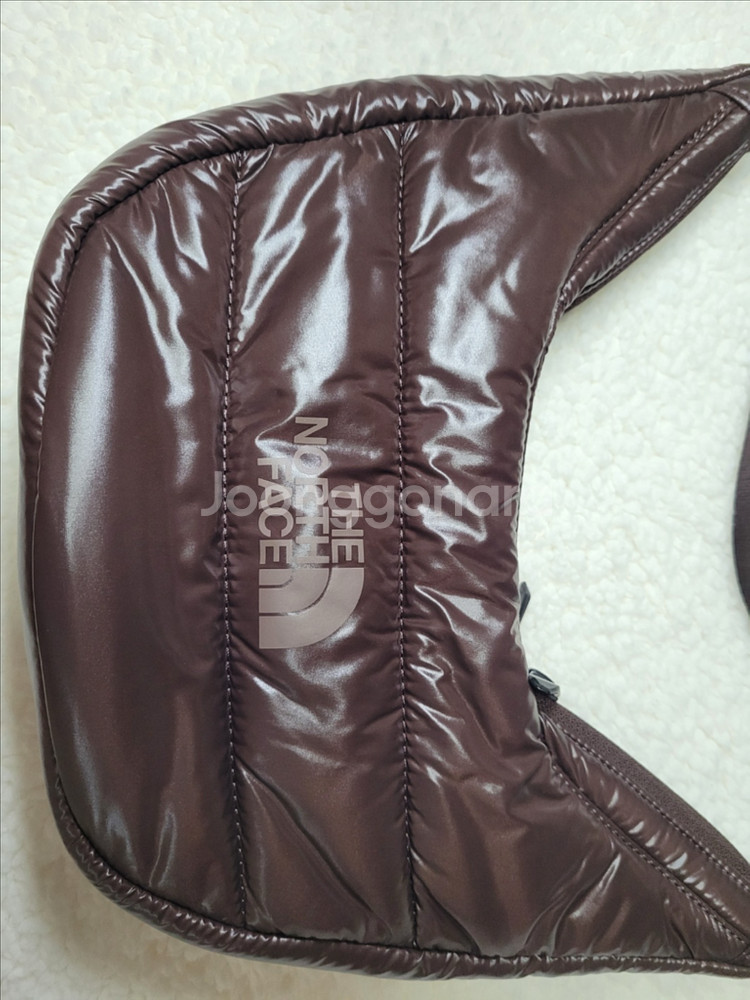 노스페이스 화이트라벨 뉴 호보백 미니 다크브라운 팝니다--1