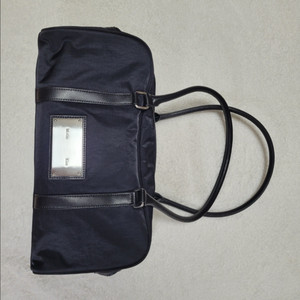 마뗑킴 스포티 토트백 블랙 팝니다