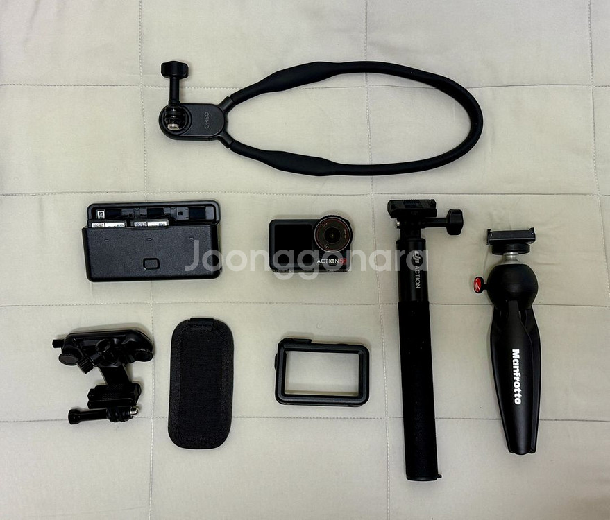 오즈모 액션5 프로 액션캠 + 마운팅 부속품--0