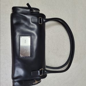 마뗑킴 빈티지 레더 보스턴 백 팝니다