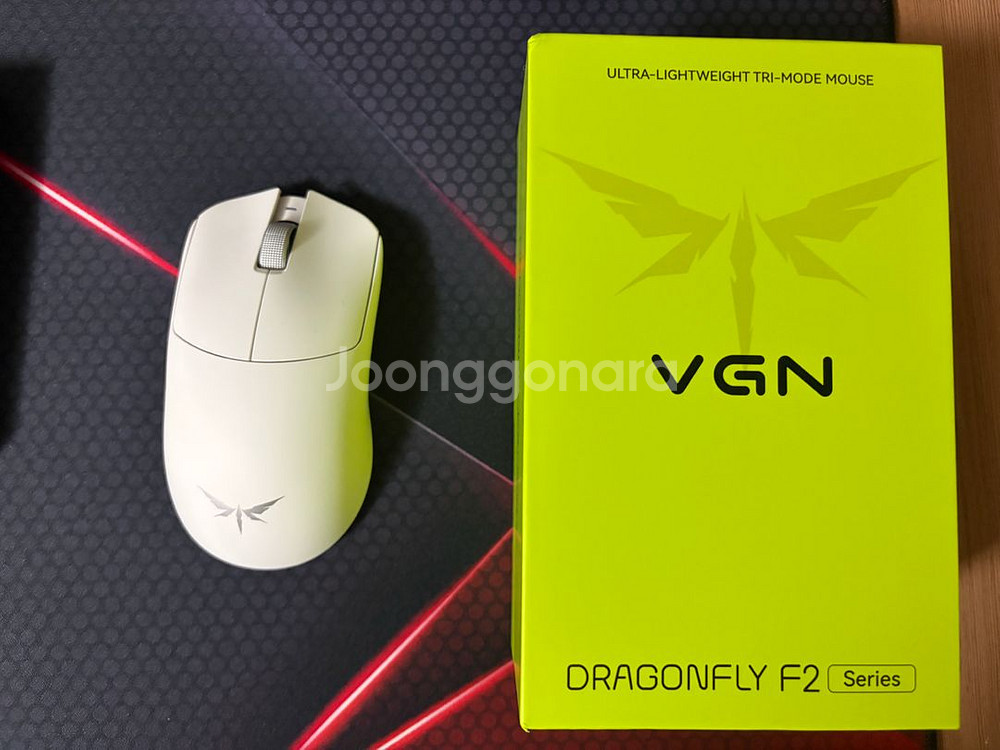 vgn f2 ultra+ 화이트 잠자리 무선게이밍마우스--0
