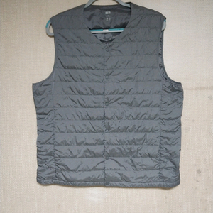 유니클로/105) 경량 패딩조끼