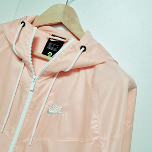 남성 상태A 나이키 정가13만 우븐 바람막이 윈드러너