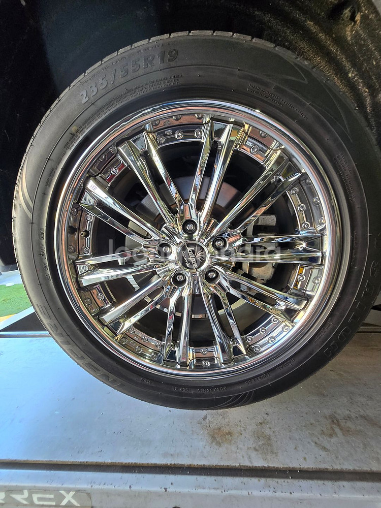 웨즈크란제 아쿠에르도 19인치 크롬휠 4개 팝니다--1