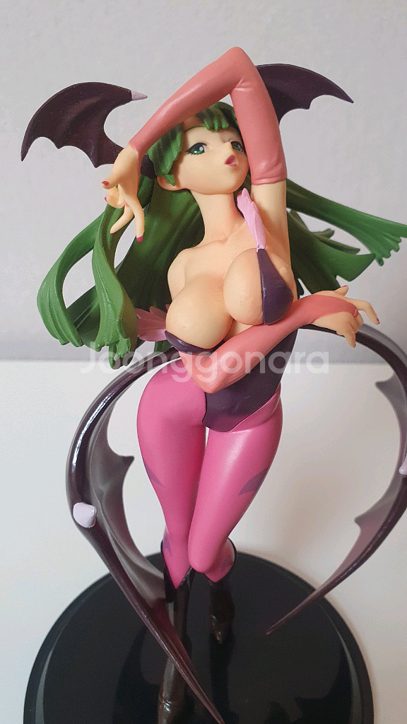 캡콤 모리건 피규어--1