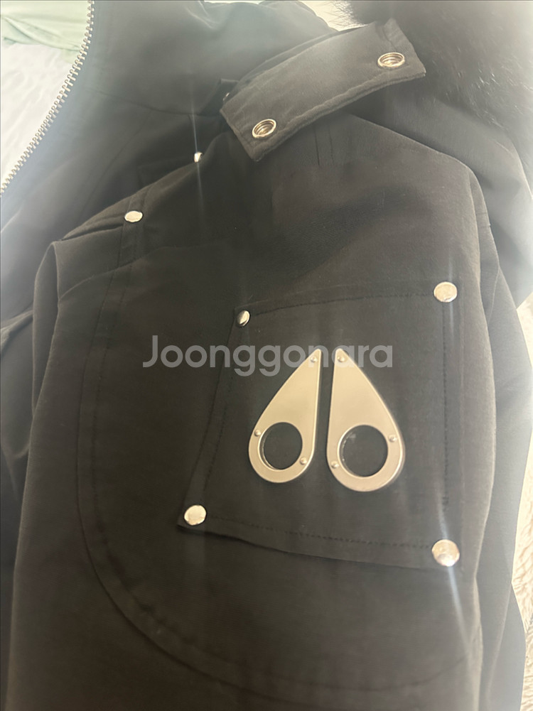 무스너클 발리스틱 봄버 패딩 M 은장--1