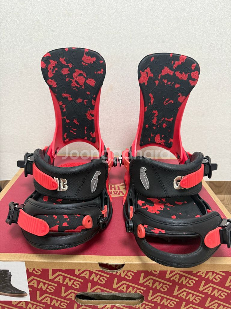 유니온 x 크랩그랩 커스텀하우스 포스바인딩 ML--1