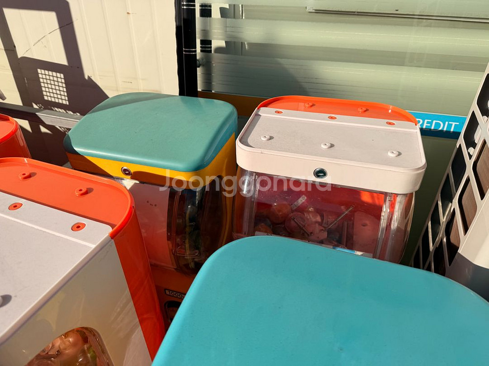 캡슐뽑기 일괄 판매합니다 물건도 드립니다--2