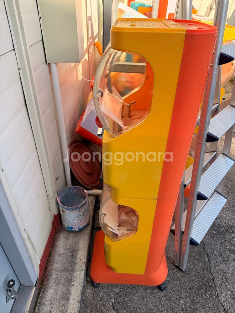 캡슐뽑기 일괄 판매합니다 물건도 드립니다--3