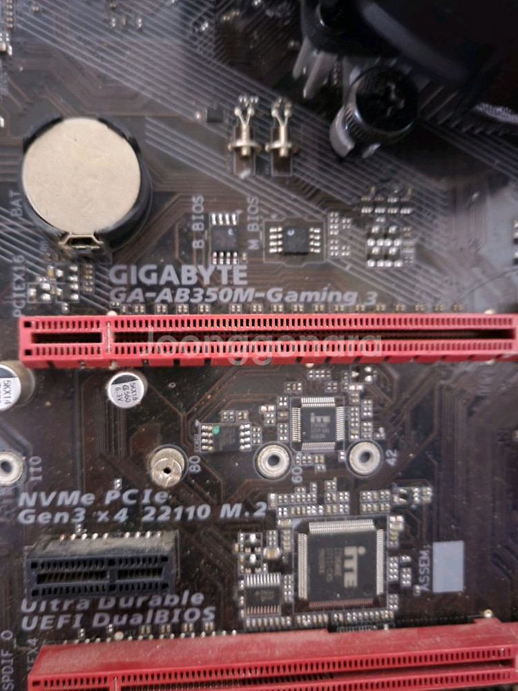 라이젠5 2600+ 기가바이트b350+ 램 4G*2--1