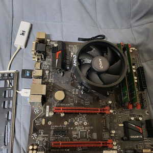 라이젠5 2600+ 기가바이트b350+ 램 4G*2