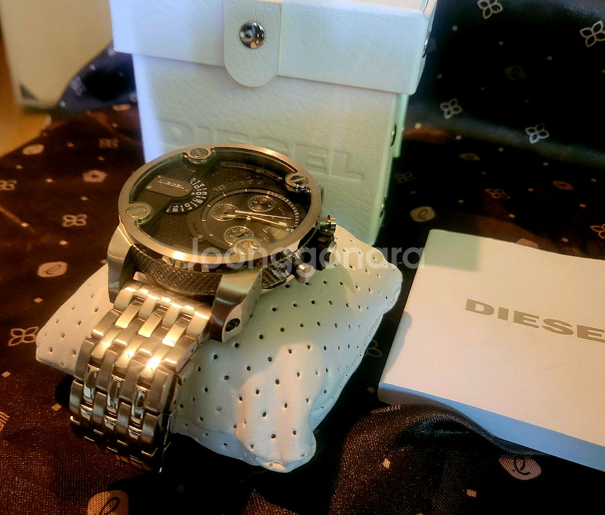 [미사용 새상품] 디젤시계 DZ7259--8