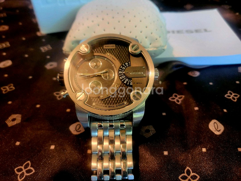 [미사용 새상품] 디젤시계 DZ7259--9