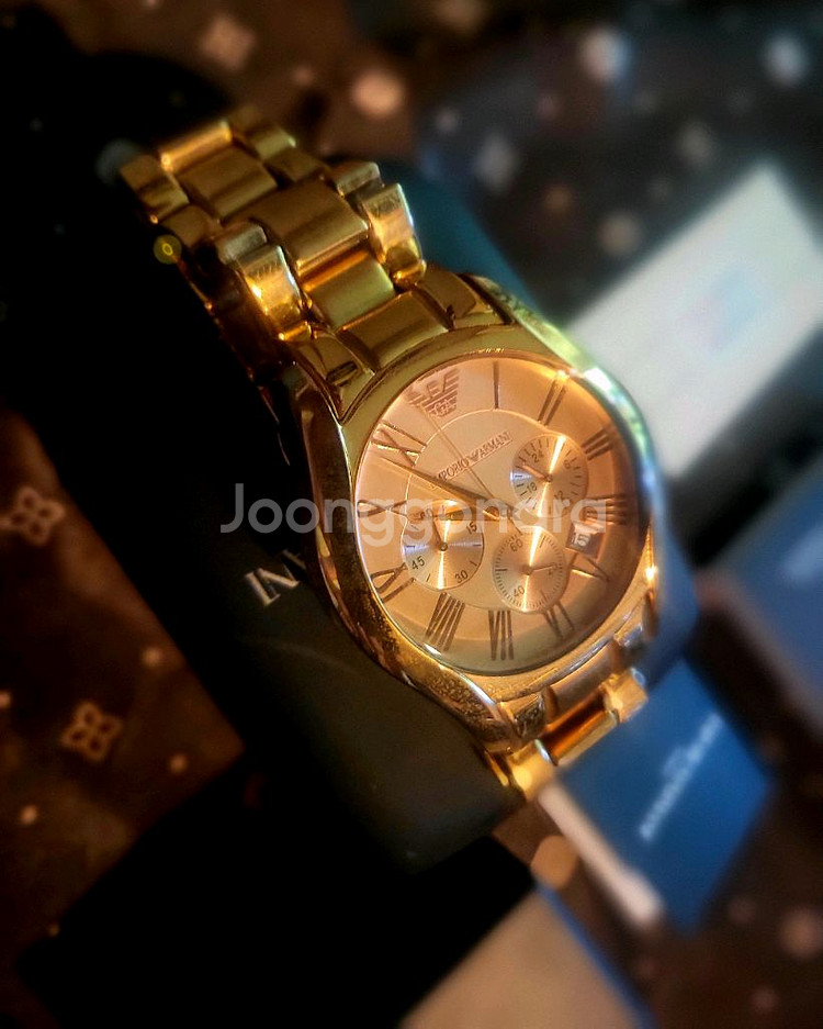 (미사용새제품) 엠포리오아르마니 로즈골드 메탈 남자시계--4