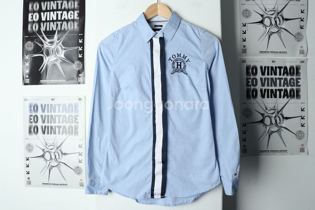 W(XS) 타미힐피거 셔츠 남방 연블루 자수 올드스쿨--1