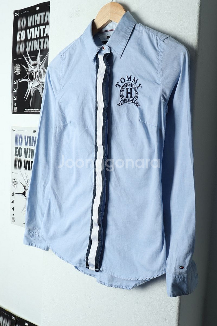 W(XS) 타미힐피거 셔츠 남방 연블루 자수 올드스쿨--0