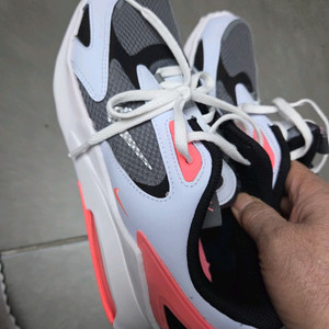 나이키 에어맥스 245