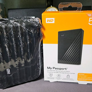 WD My Passport 5TB 외장하드(미개봉)