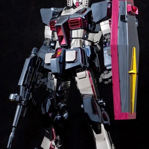 반다이코리아 PG RX-78-2 퍼스트 프로토타입 크롬