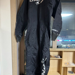 오닐 드라이슈트