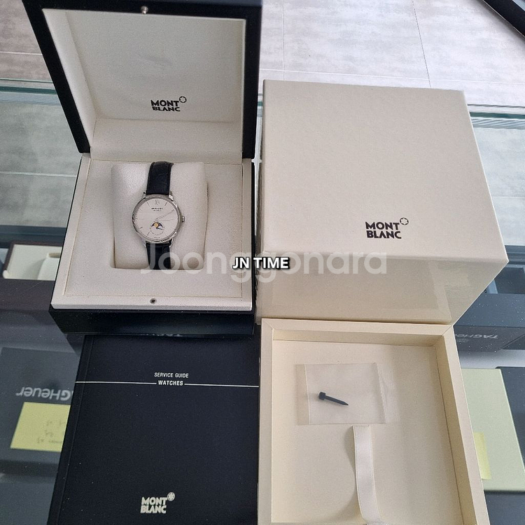 몽블랑 헤리티지 문페이즈 39mm 110699--9