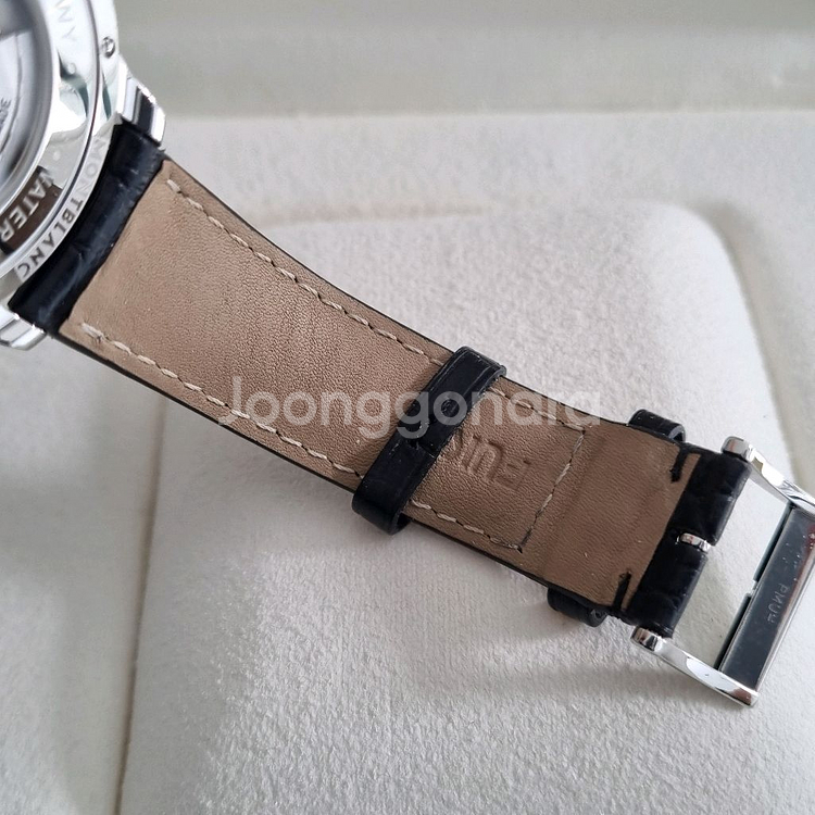 몽블랑 헤리티지 문페이즈 39mm 110699--8