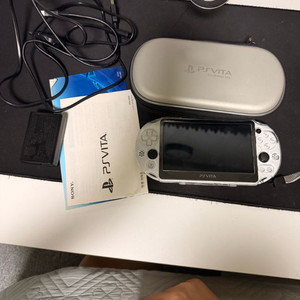 PS Vita2 PCH-2005 화이트 128기가