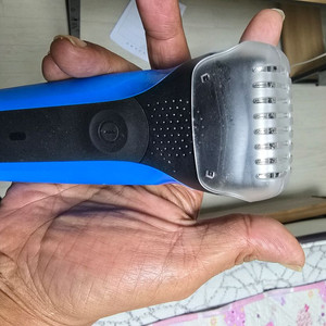 브라운 Series 3 Wet&Dry 전기면도기