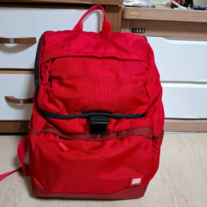 프로스펙스 백팩입니다