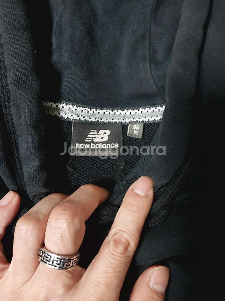 뉴발란스 후드--2