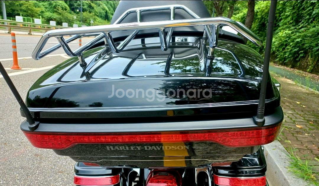 할리데이비슨 투어링용킹 투어백 짐받이 크롬 레일--1