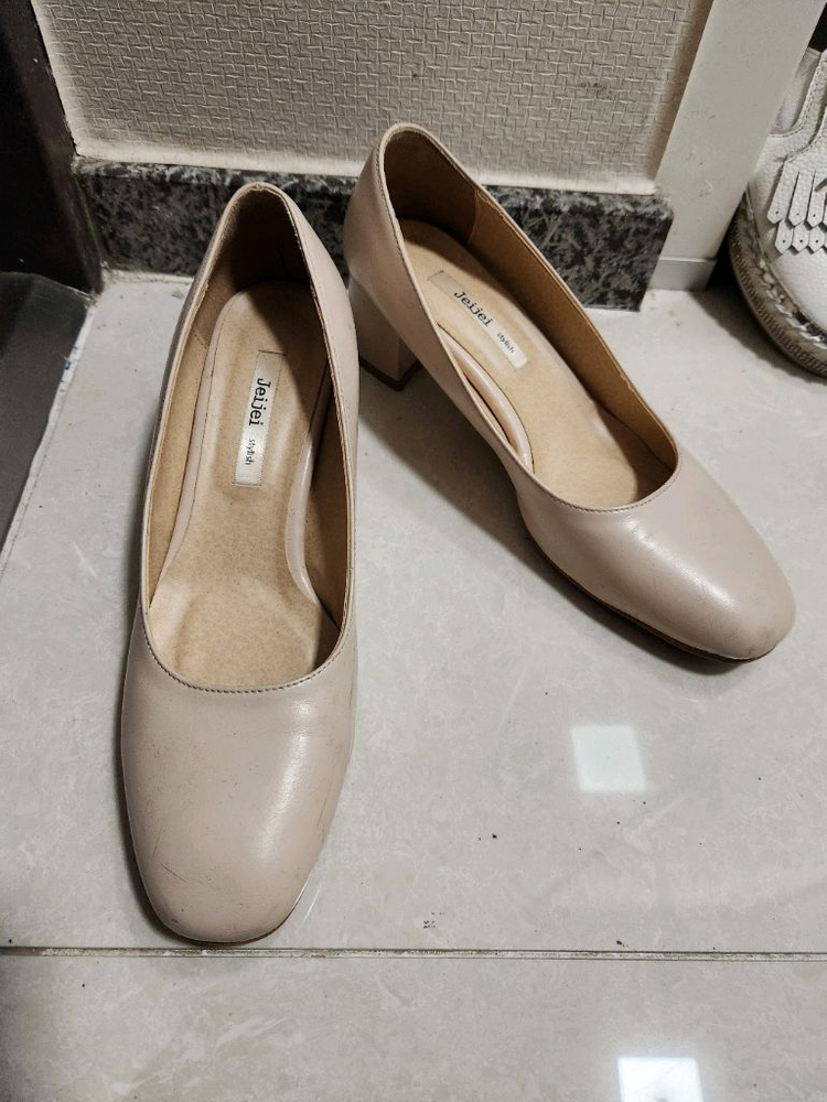 여자 크림베이지색 정장구두 250 이미지