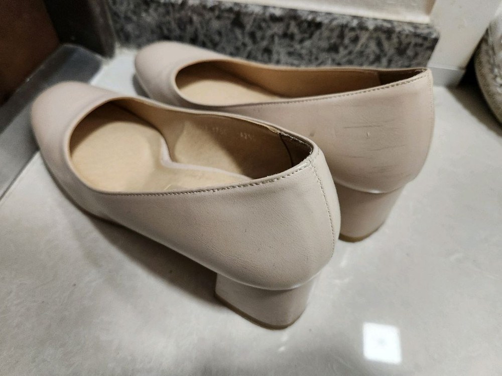 여자 크림베이지색 정장구두 250 이미지