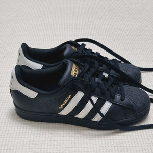 아디다스슈퍼스타EG4959 230 무배