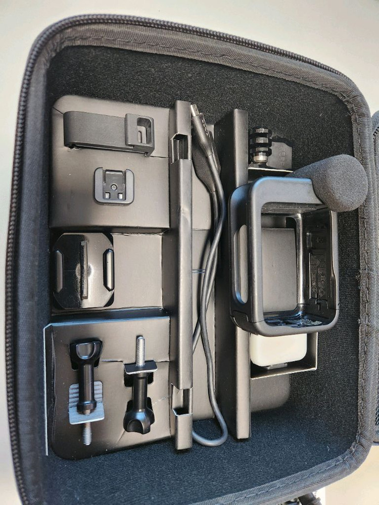 고프로11 크리에이터 콤보 팝니다--1