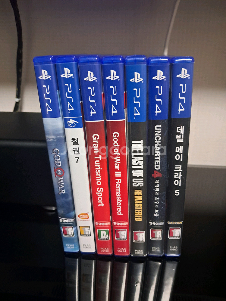 PS4 PRO 1TB 게임기--5