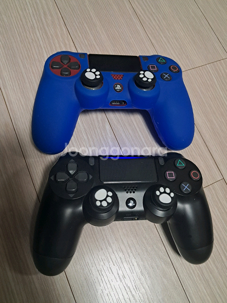 PS4 PRO 1TB 게임기--4