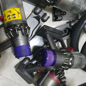 다이슨 v8 v10 부품 팔아요 일괄